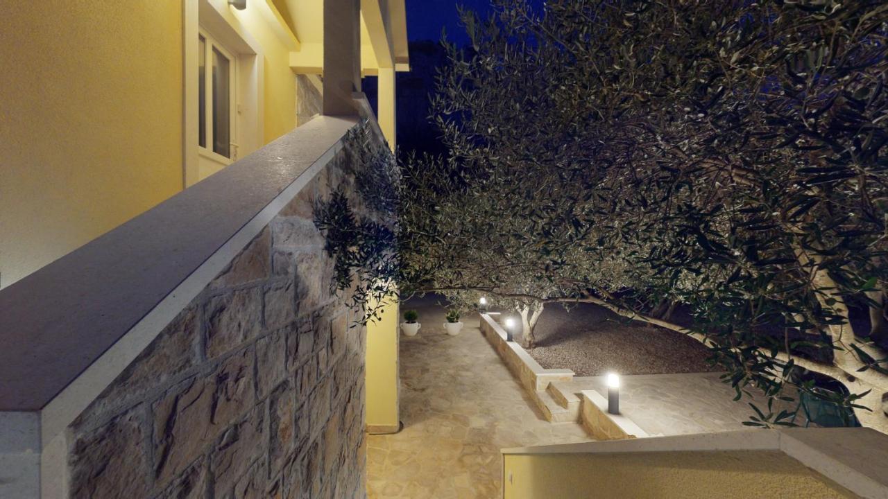 Zen-Pok House On The Beach - Pokrivenik Zastražišće Exteriér fotografie